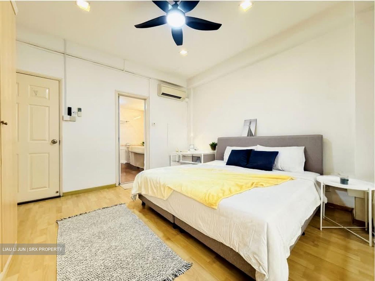 International Plaza (D2), Apartment #578249301